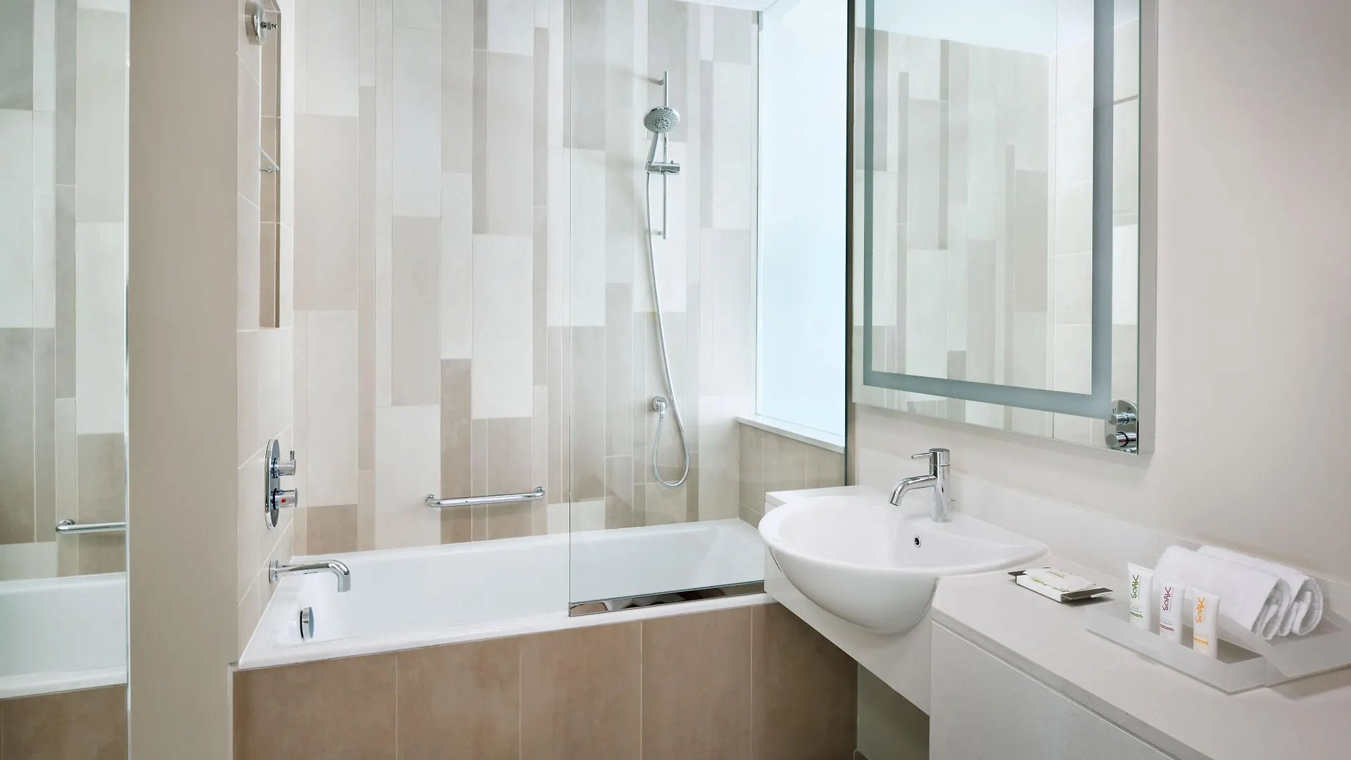 Holiday Inn & Suites - Dubai Festival City By Ihg