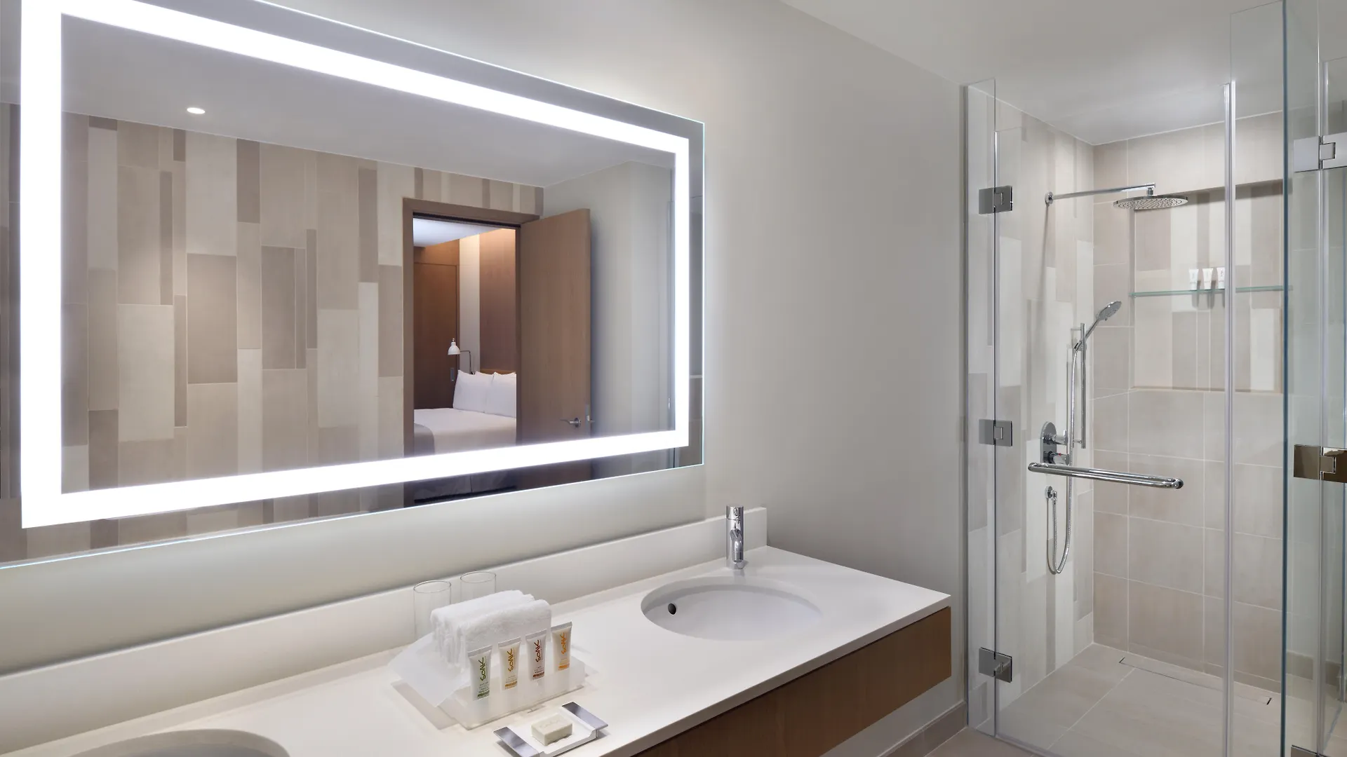 Holiday Inn & Suites - Dubai Festival City By Ihg מלון