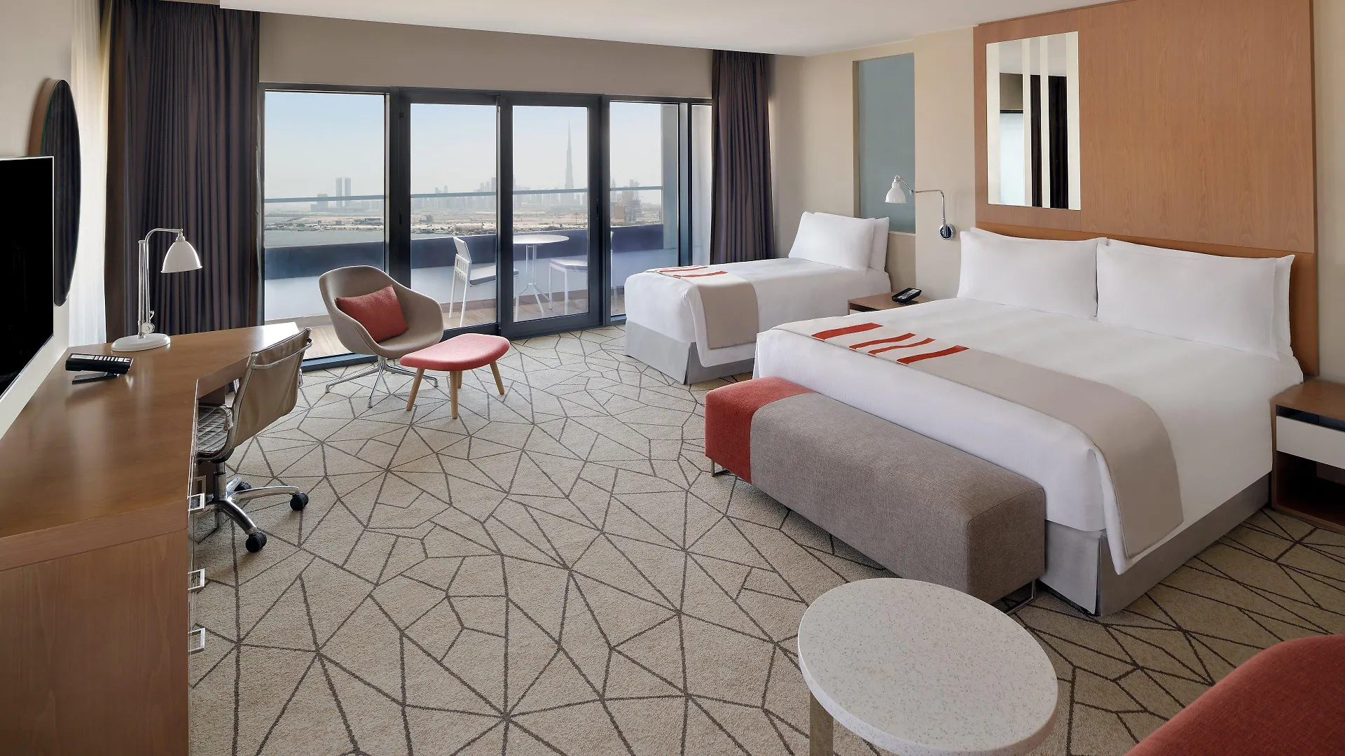 **** Отель Holiday Inn & Suites - Dubai Festival City By Ihg ОАЭ