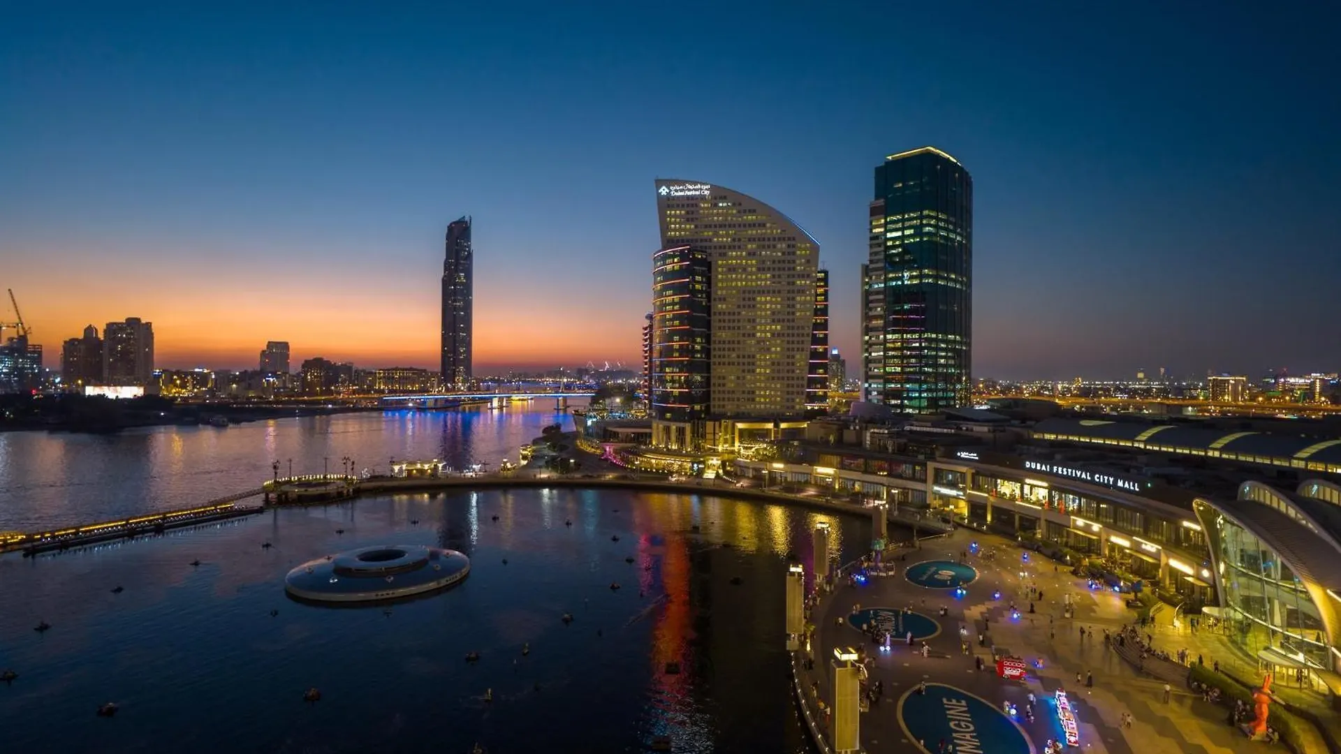 מלון Holiday Inn & Suites - Dubai Festival City By Ihg